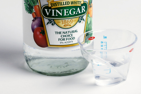 distilled vinegar